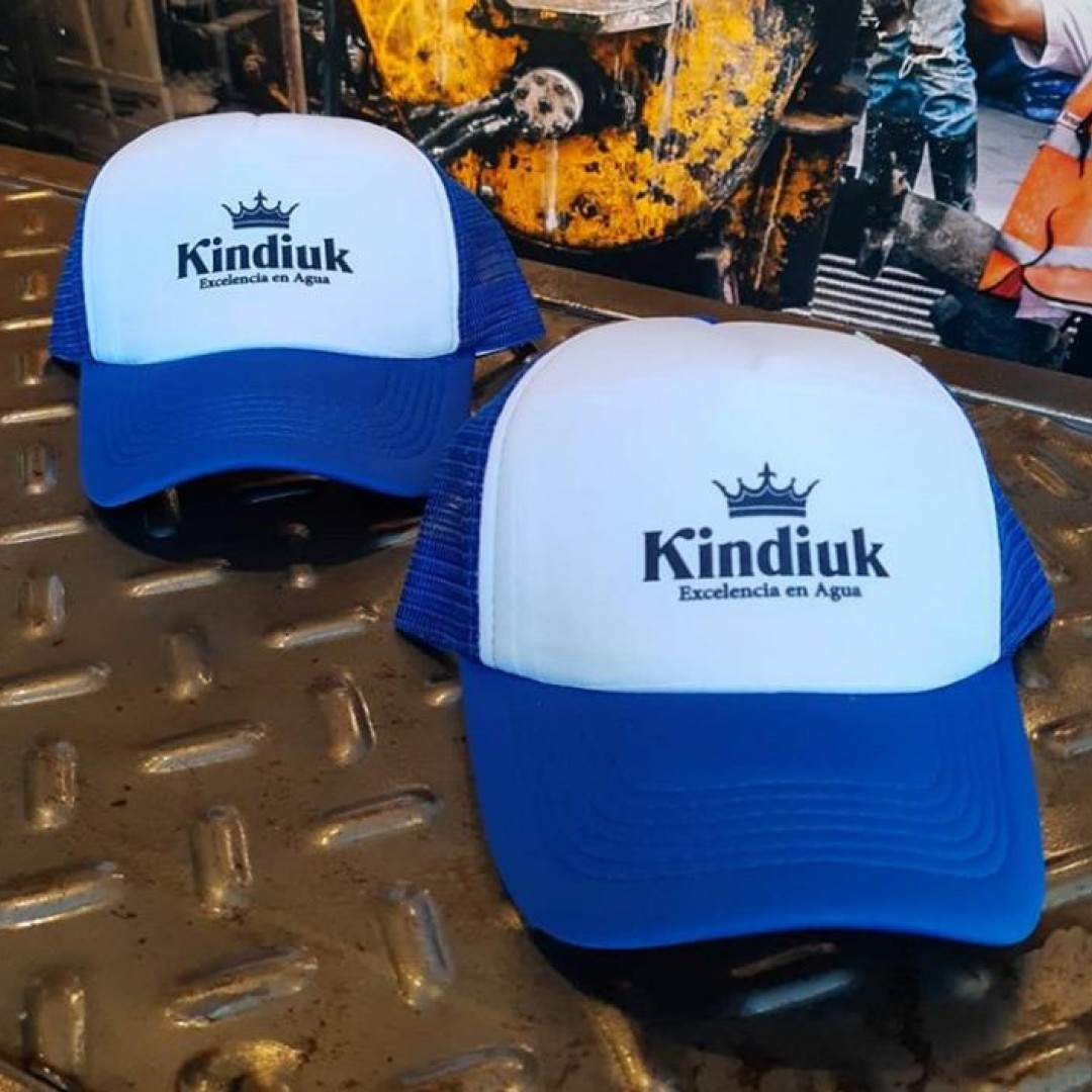 gorra-trucker-con-logo-a-cotizar-169