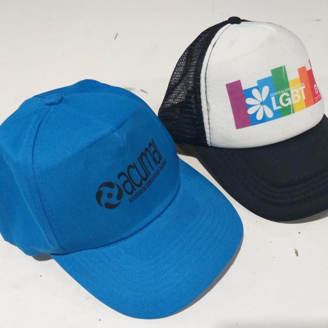 gorra-trucker-con-logo-a-cotizar-169