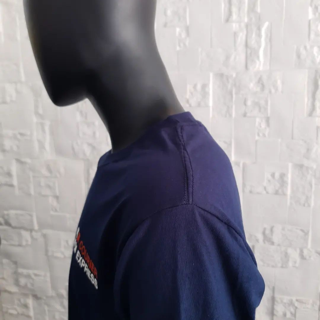 remera-manga-larga-241-con-estampa-en-serigrafia