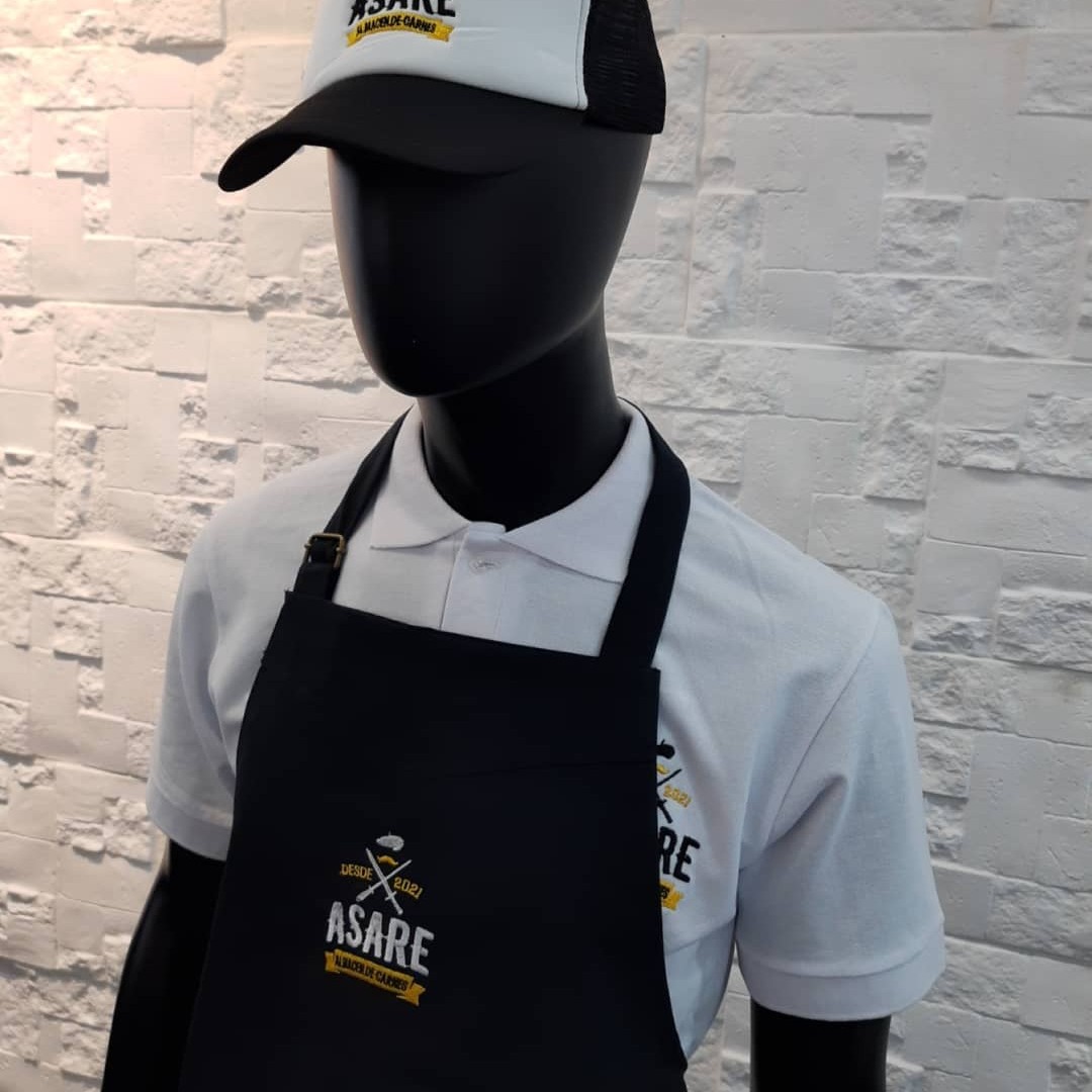 delantal-de-gabardina-con-bordados